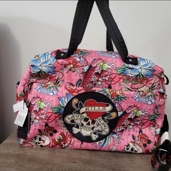 Ed Hardy Weekender Viral TikTok Ed Hardy Travel Bag - Picture 2 of 8